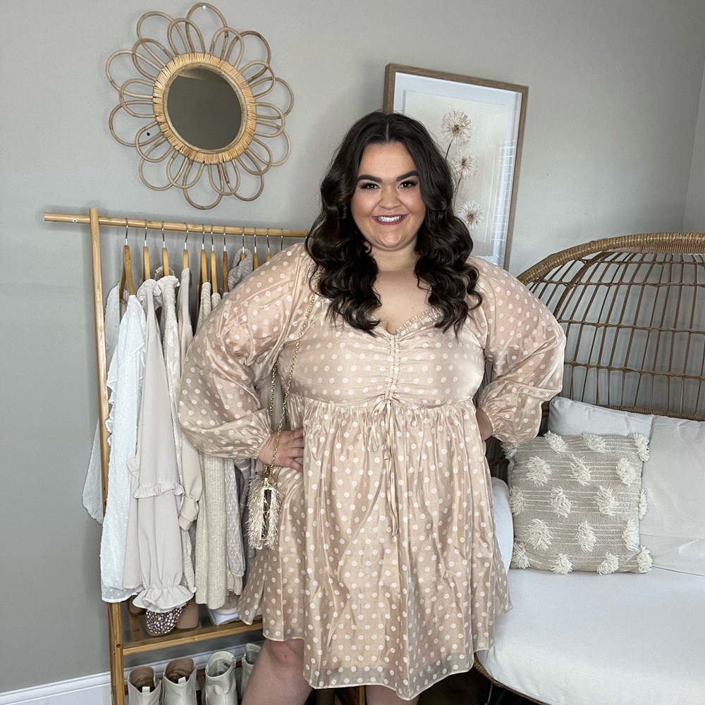 Arula 3XL Beige Polka Dot Dress
